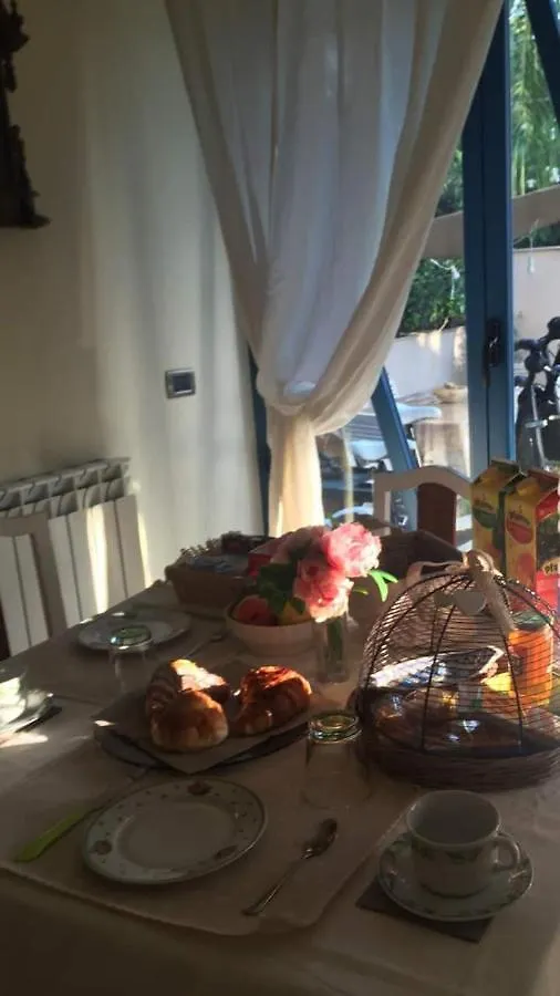 Homestay Mondello Lilla' Room Palermo